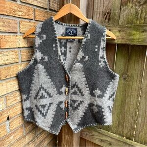 Vintage 90s Women’s Solutions Wool Blanket Gray V-Neck Sweater Vest